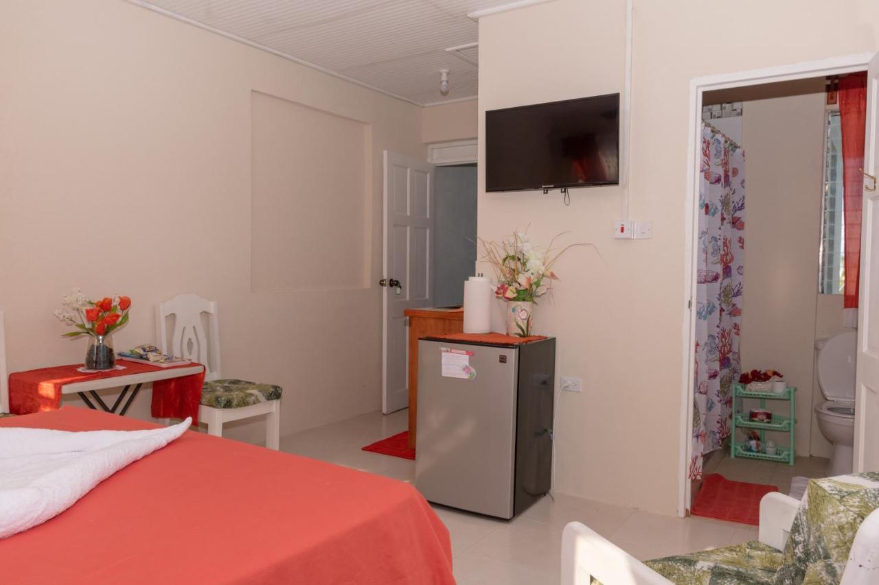 Edtricias Apartments Christ Church Dış mekan fotoğraf