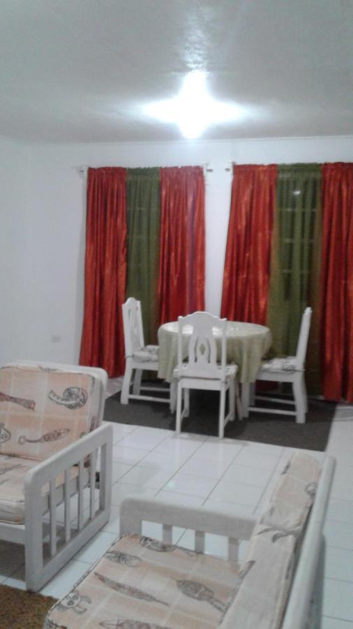 Edtricias Apartments Christ Church Dış mekan fotoğraf